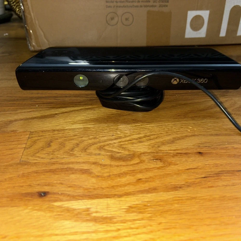 Microsoft Kinect Sensor Xbox 360 OS Black Good Model 1473 Motion Camera CH2G3